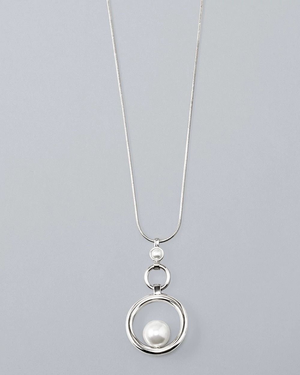 Glass Pearl Circle Pendant Necklace