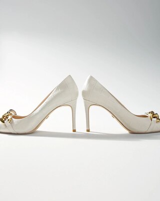 WHBM® Signature Pump with Chain Detail
