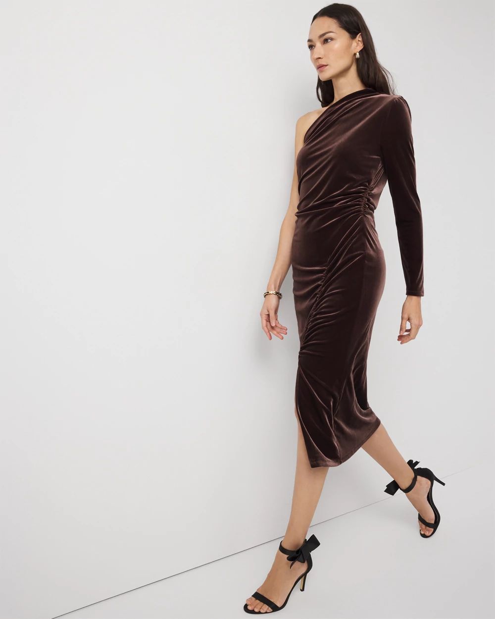 One-Shoulder Velvet Bodycon Dress