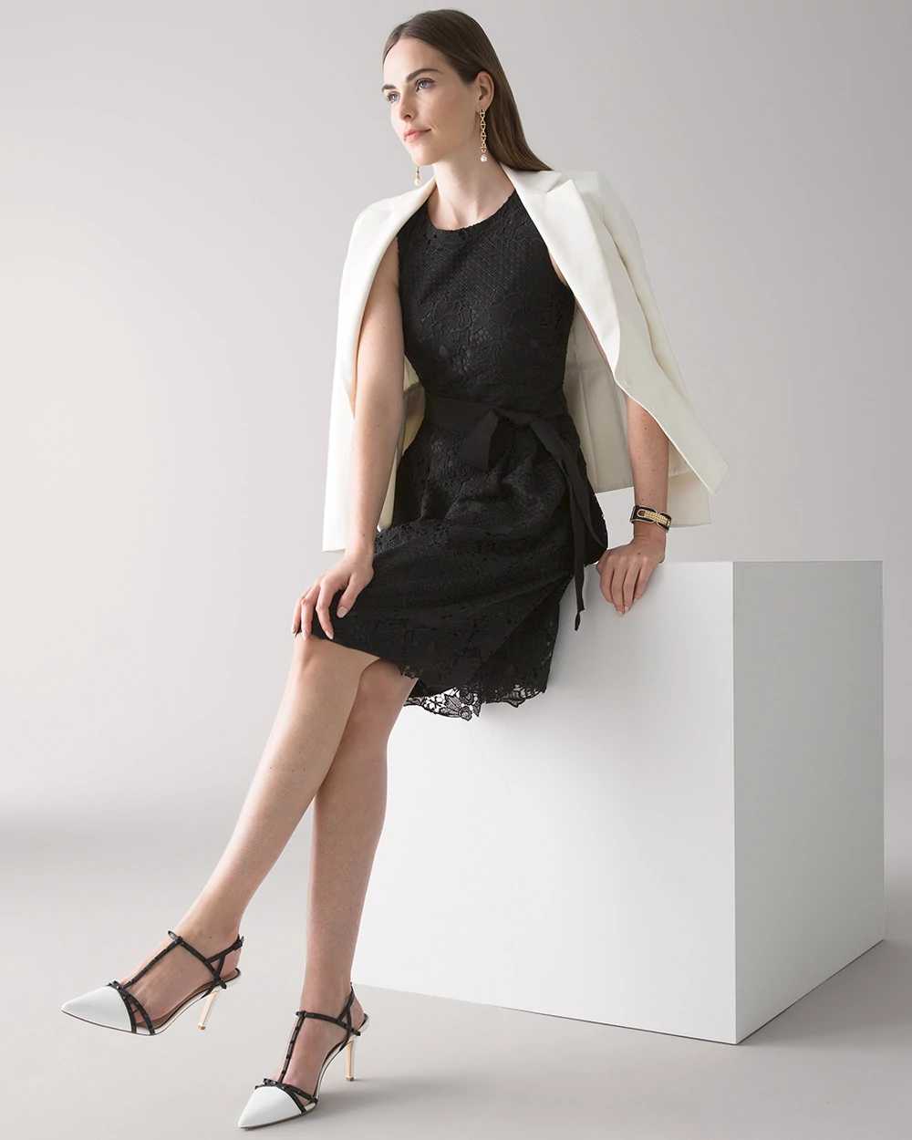 White house black hot sale market black lace dress