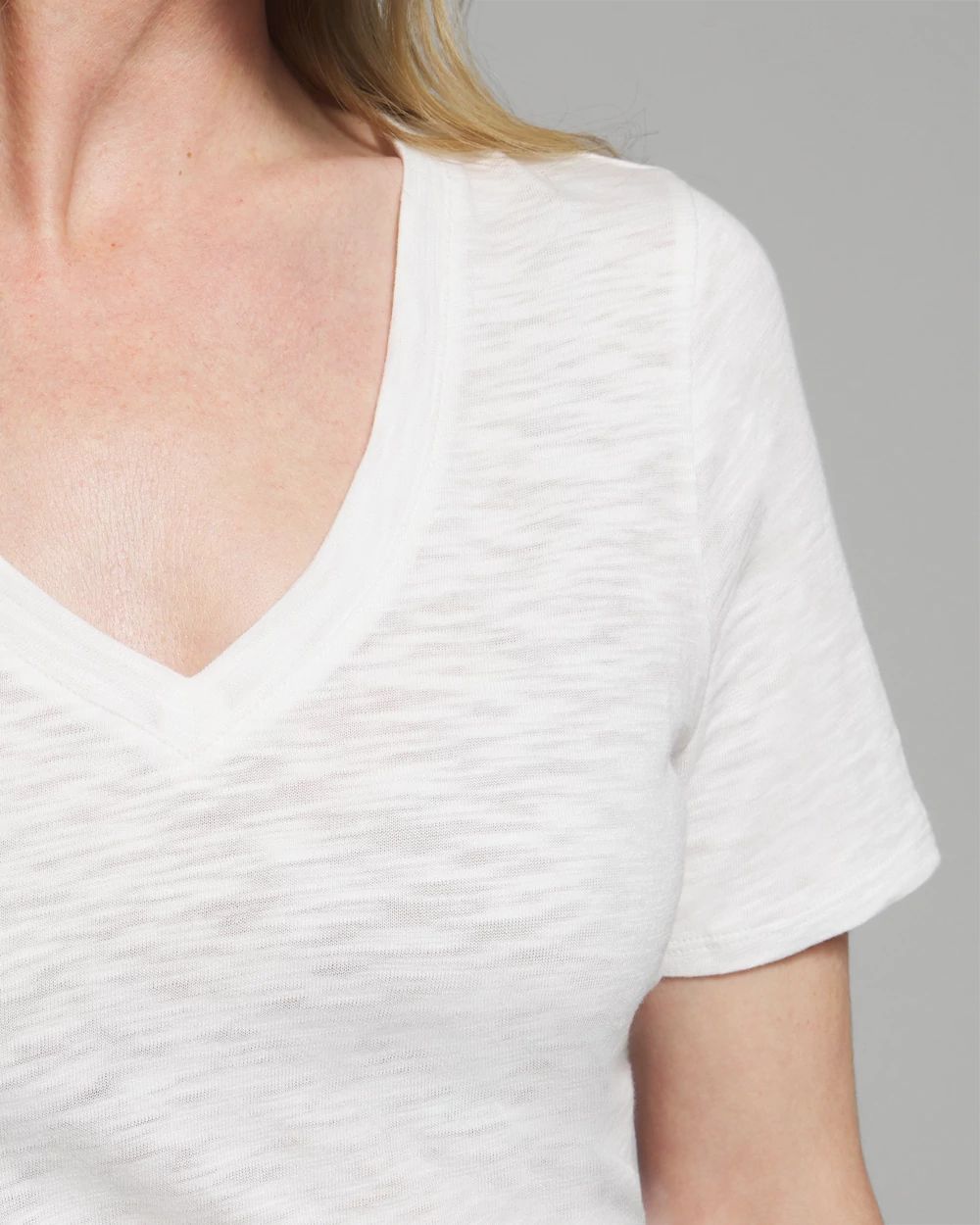 Outlet WHBM V-Neck Foundation Tee
