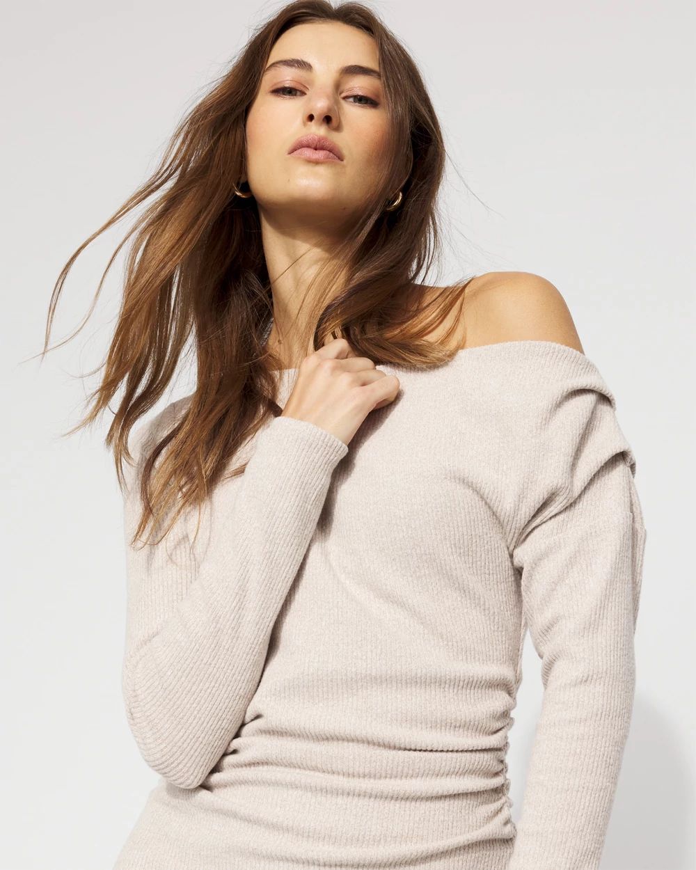Off-The-Shoulder Rib Snit Top