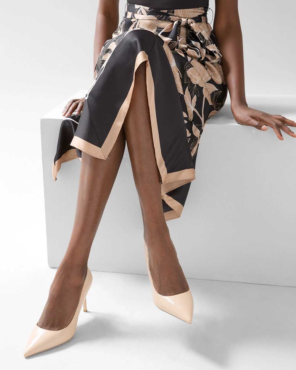 WHBM Signature Pump