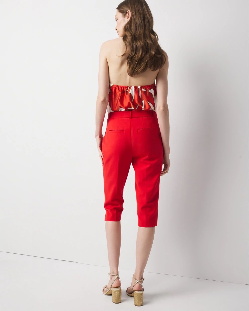 WHBM® Elle Slim Capri Pant