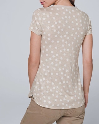 EVERYDAY V-NECK TEE