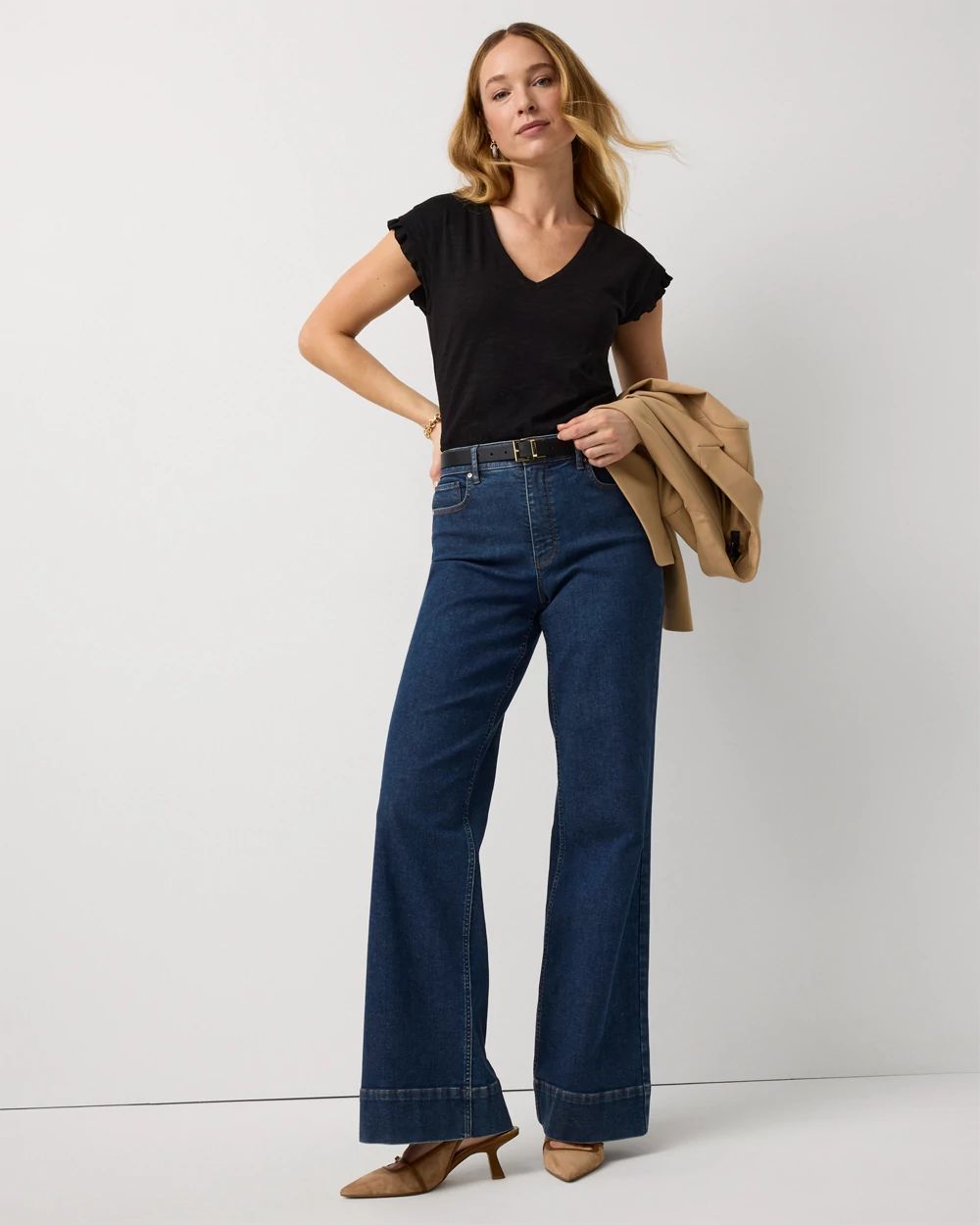 Pleat Sleeve V-neck Tee