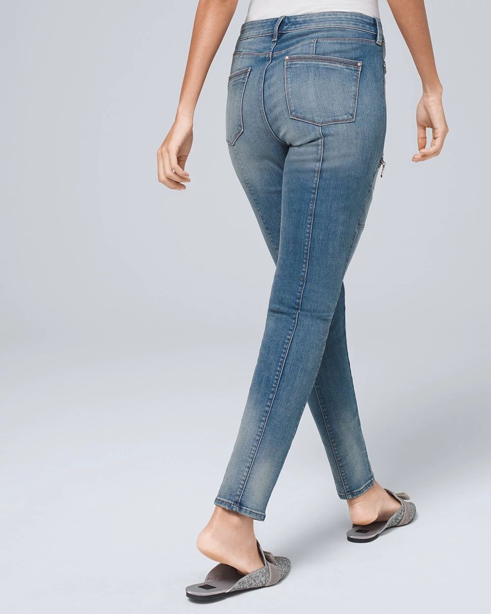Curvy-Fit Mid-Rise Studded Skinny Jeans