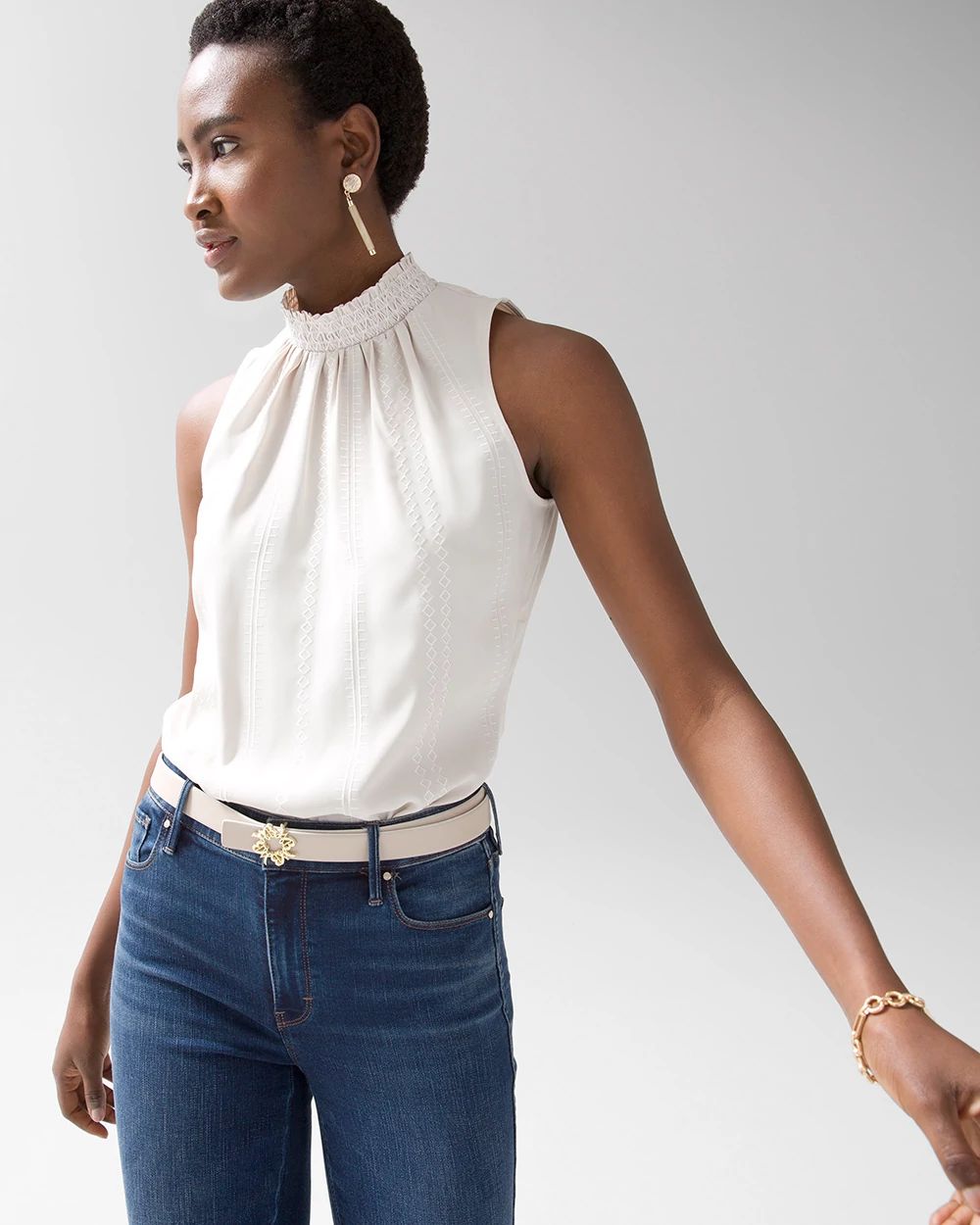 Sleeveless Contrast Stitch Top