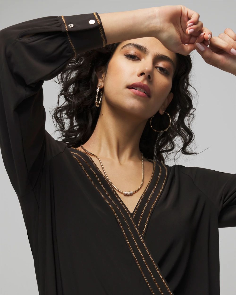 Contrast Stretch Long Sleeve Surplice Top