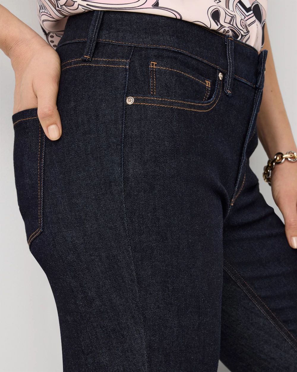Mid-Rise Flare Jean