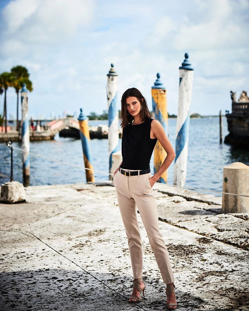 Comfort Stretch Slim Ankle Pants