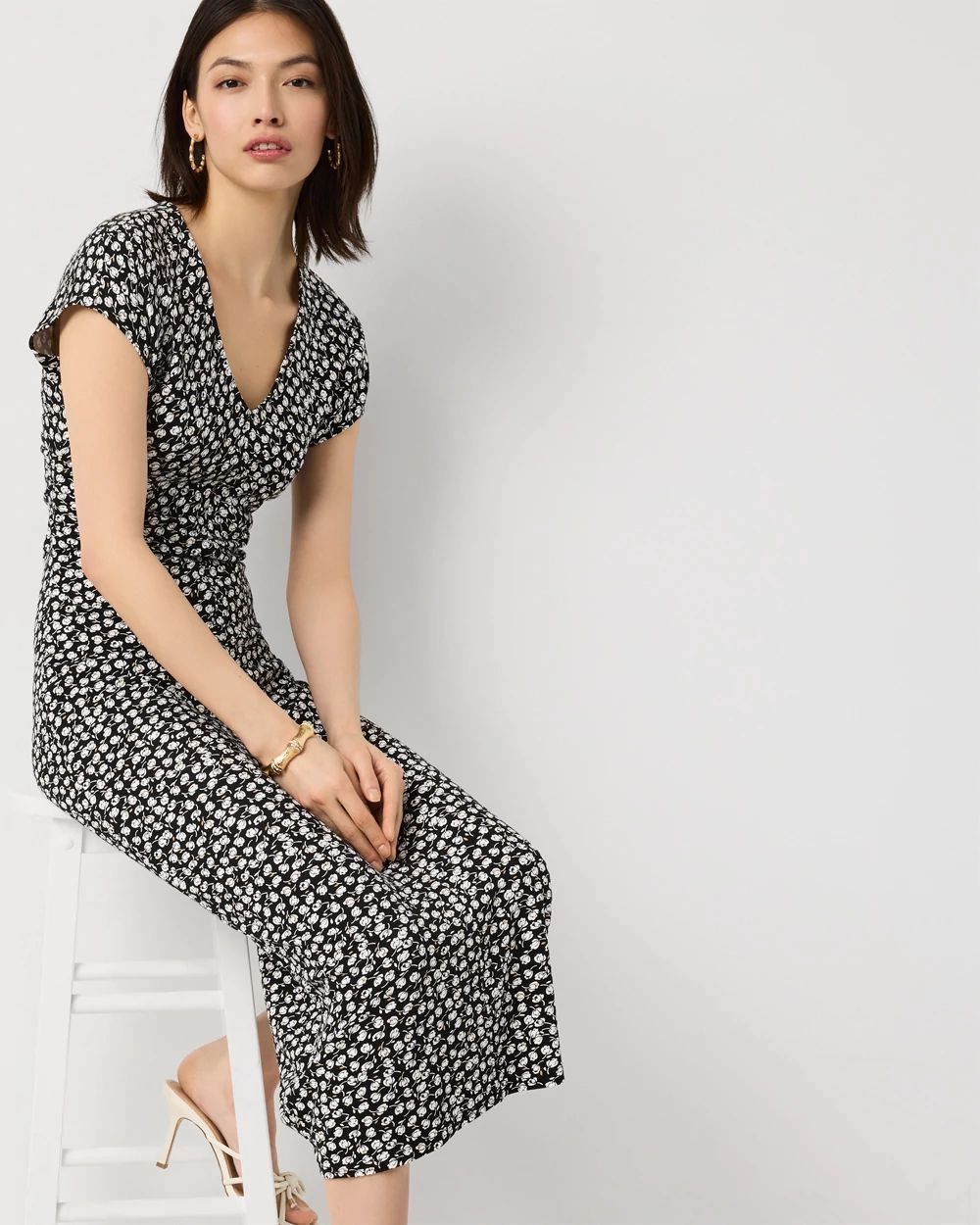 Gathered Waist Short Sleeve Midi Dress click to view larger image.