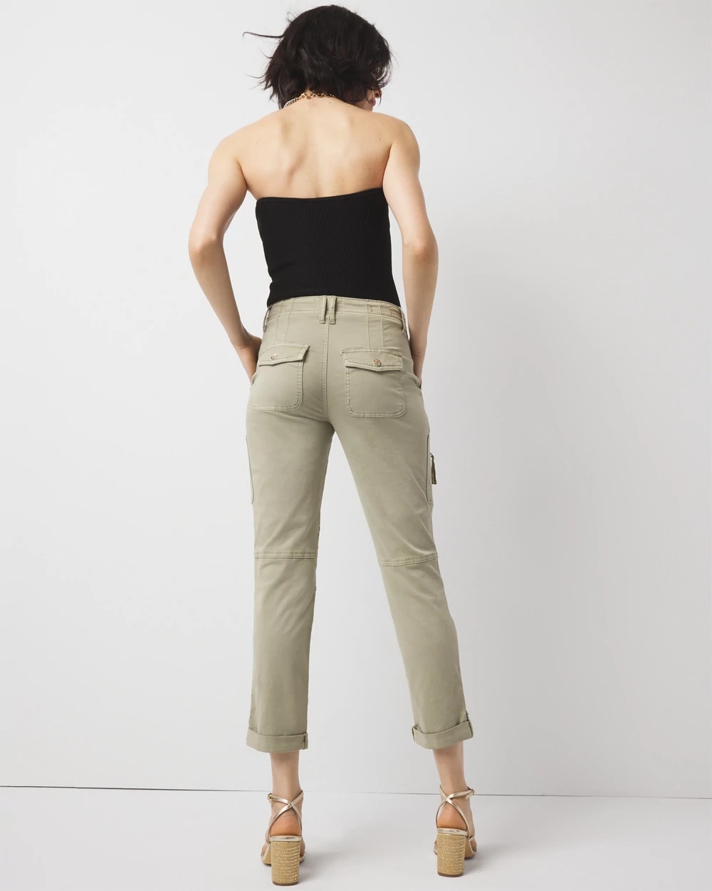 Mid-Rise Pret-A-Pedi Straight Cropped Pants