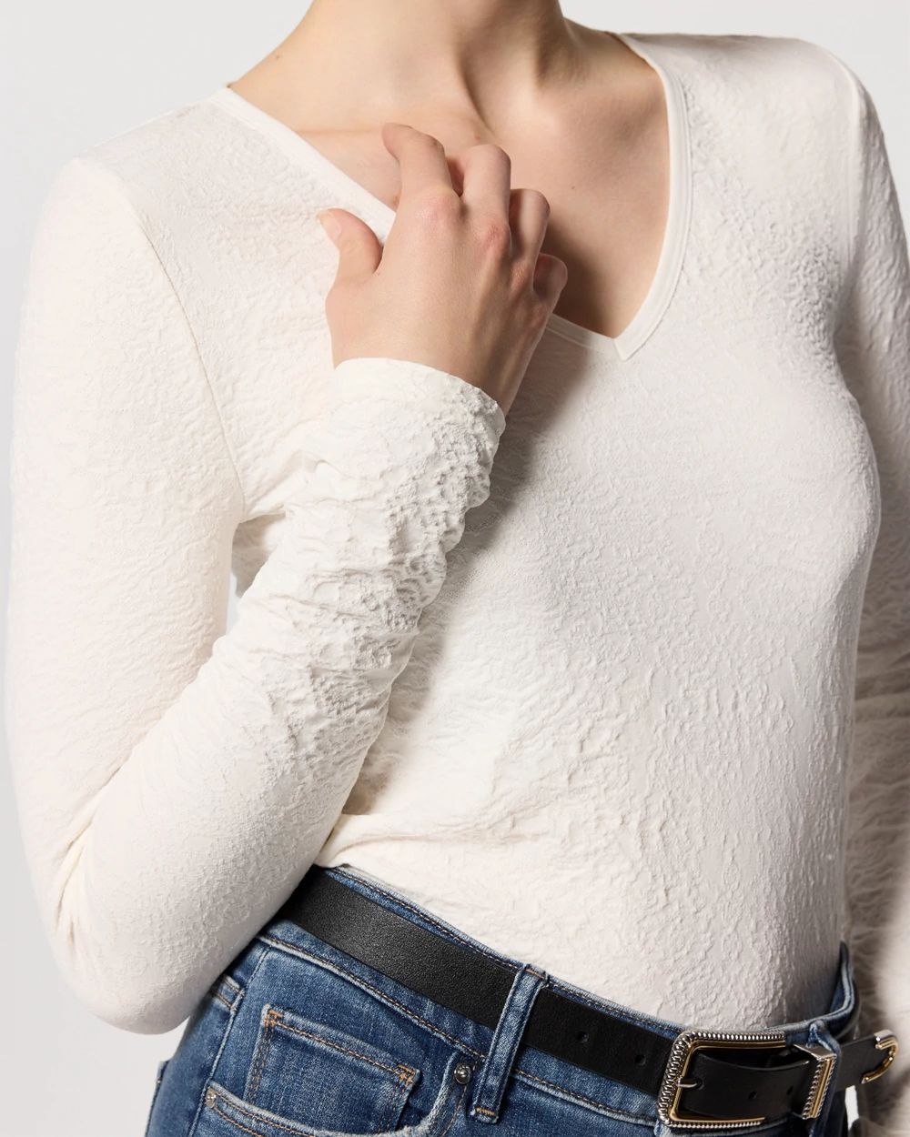 Seamless V-neck Long Sleeve Top click to view larger image.