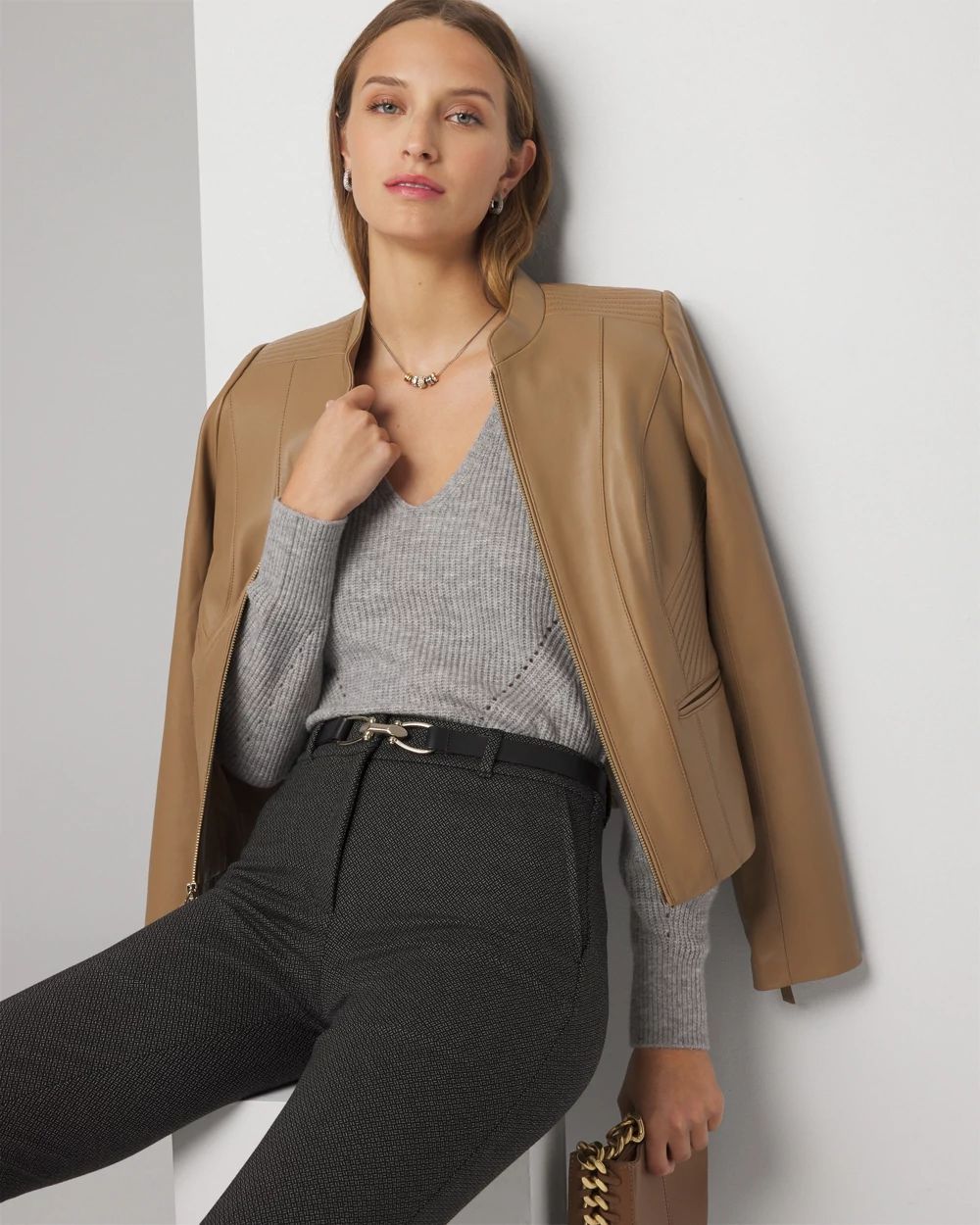 Petite Pleated Shoulder V-neck Pullover Sweater