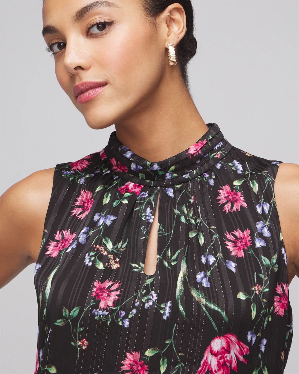 Sleeveless Mockneck Shell Top