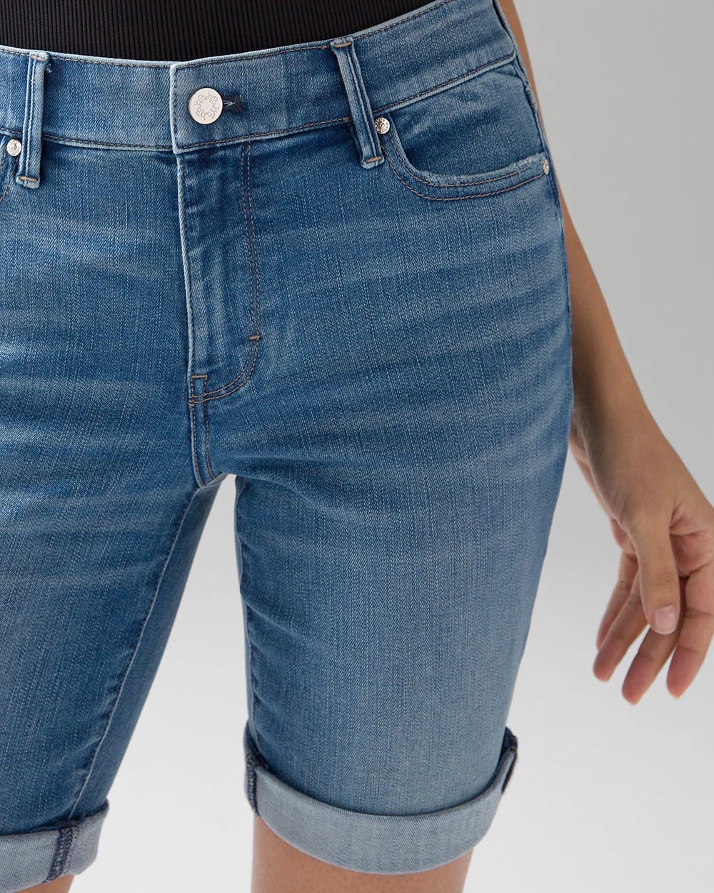 Curvy Mid-Rise Everyday Soft™ Bermuda Curvy