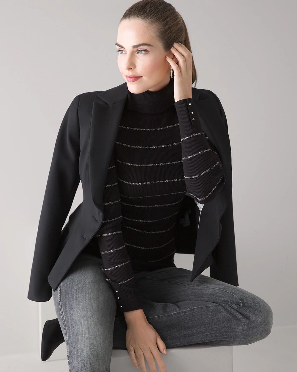 White house black market turtleneck top