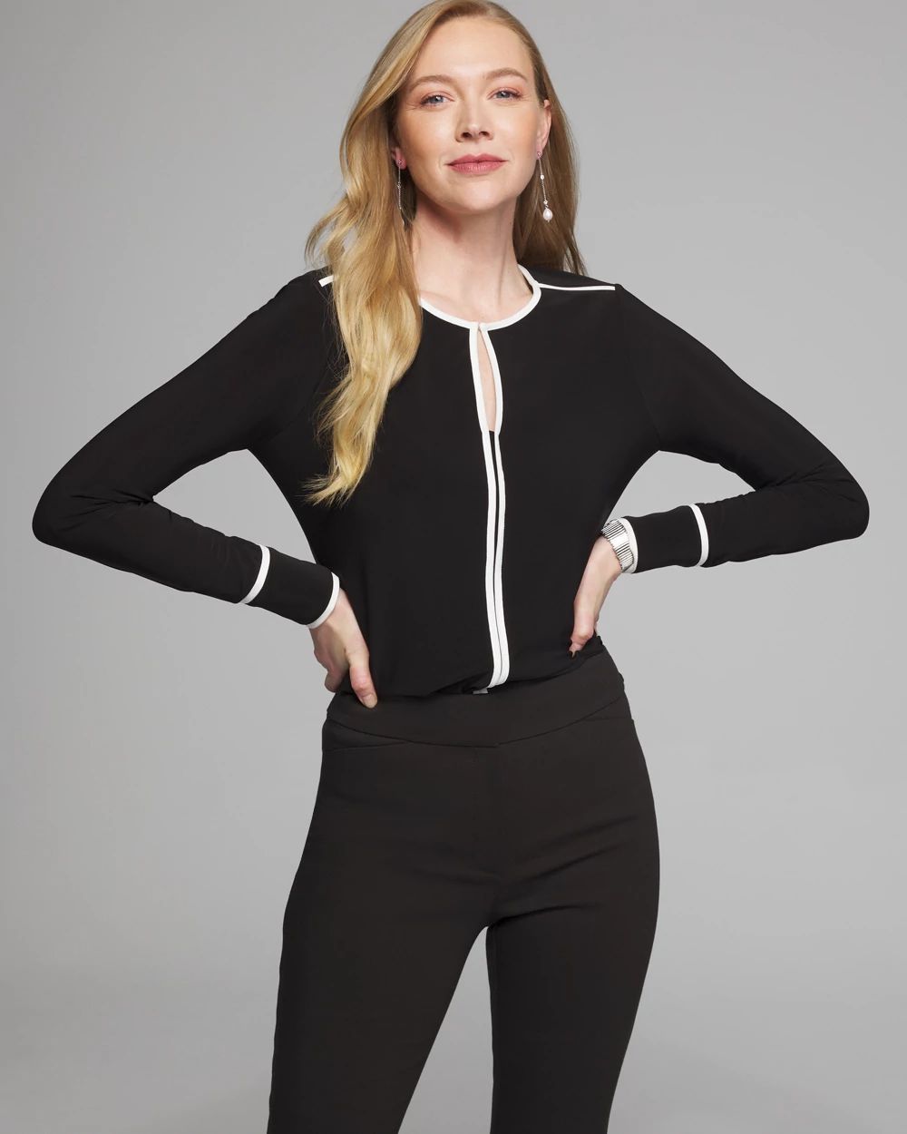 Outlet WHBM Crew Neck Front Detail Top
