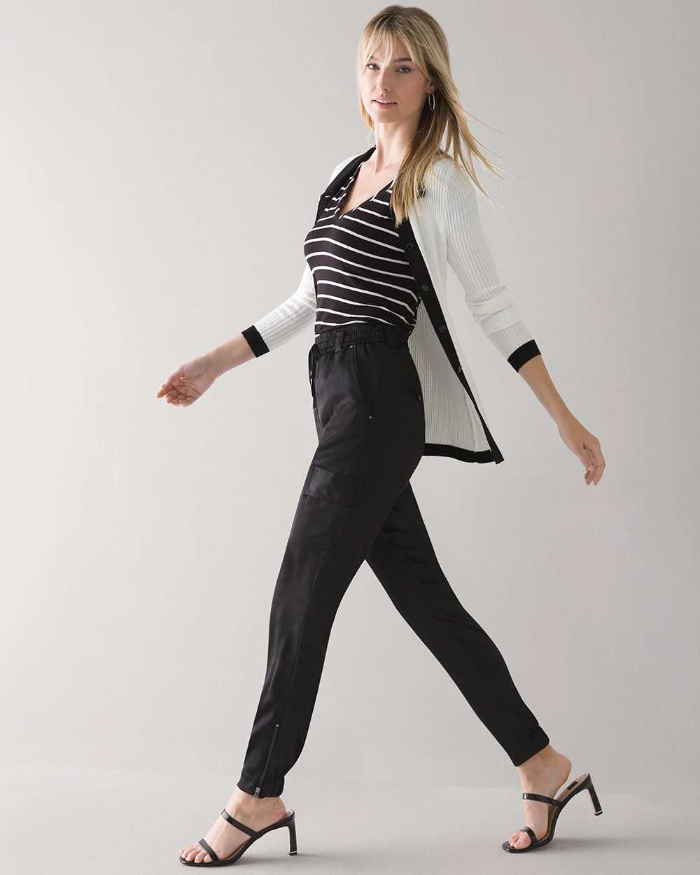 White house on sale black market joggers