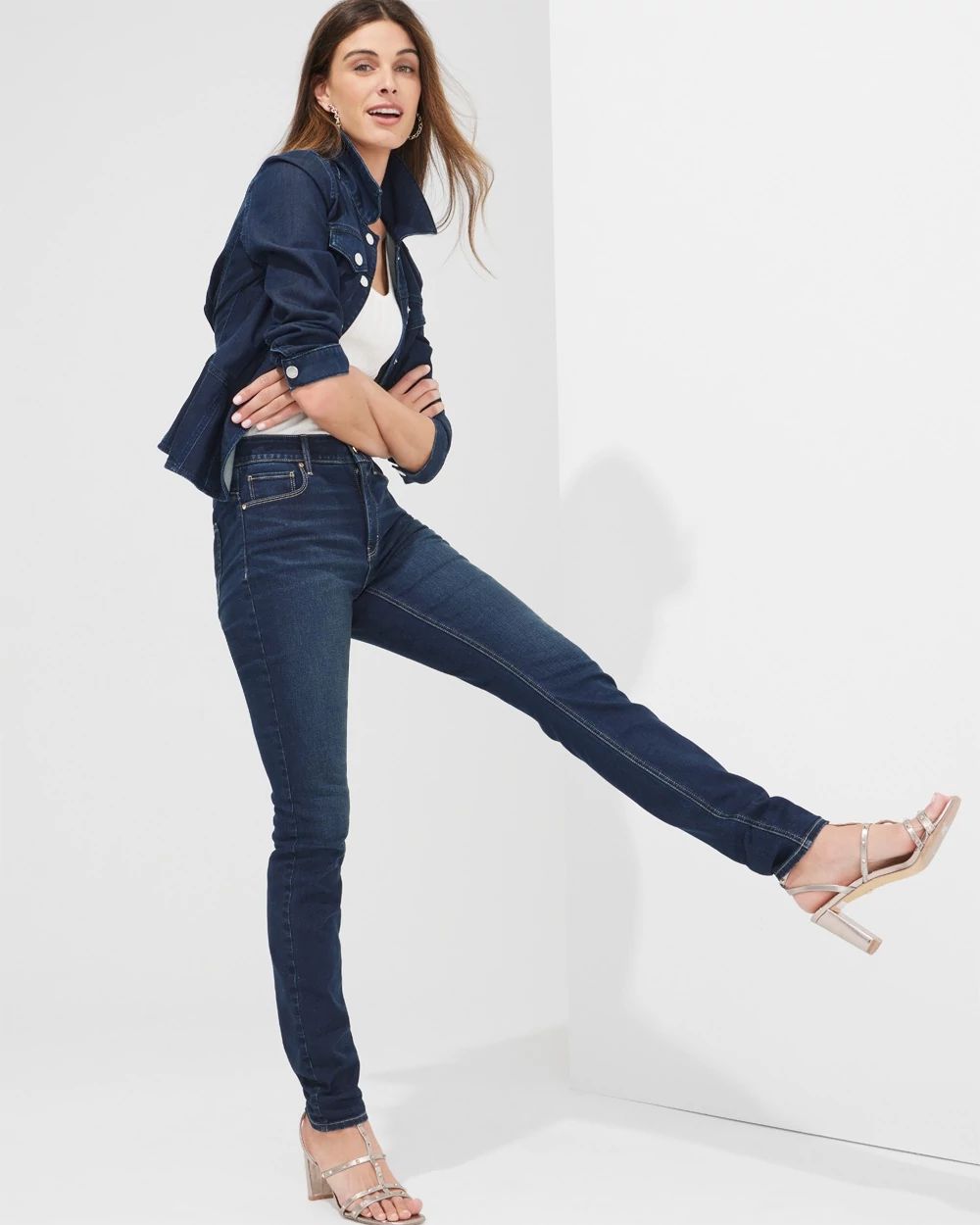 Outlet WHBM High Rise Skinny Jeans click to view larger image.