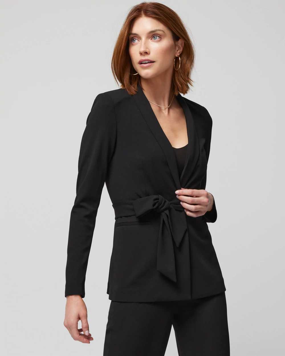 White house black shop market employee dress code