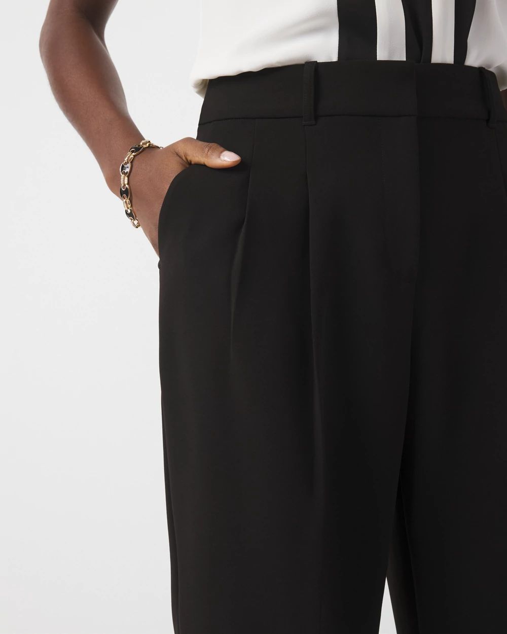 Pleated Wide Leg Pant