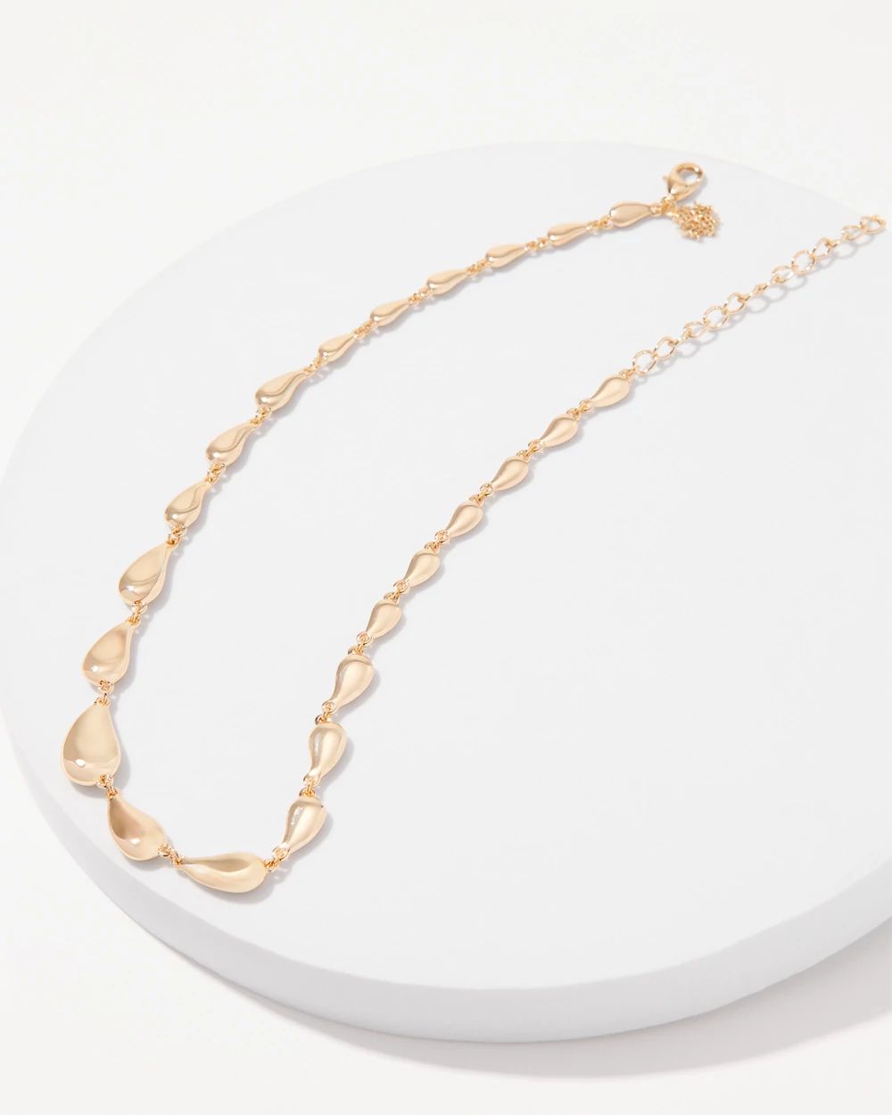 Gold Scalloped Necklace