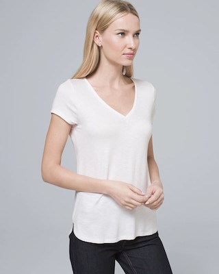 EVERYDAY V-NECK TEE