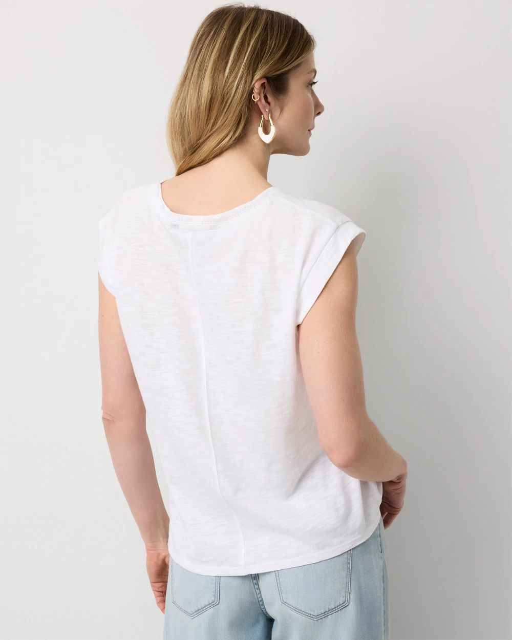 Crochet Detail V-neck Tee