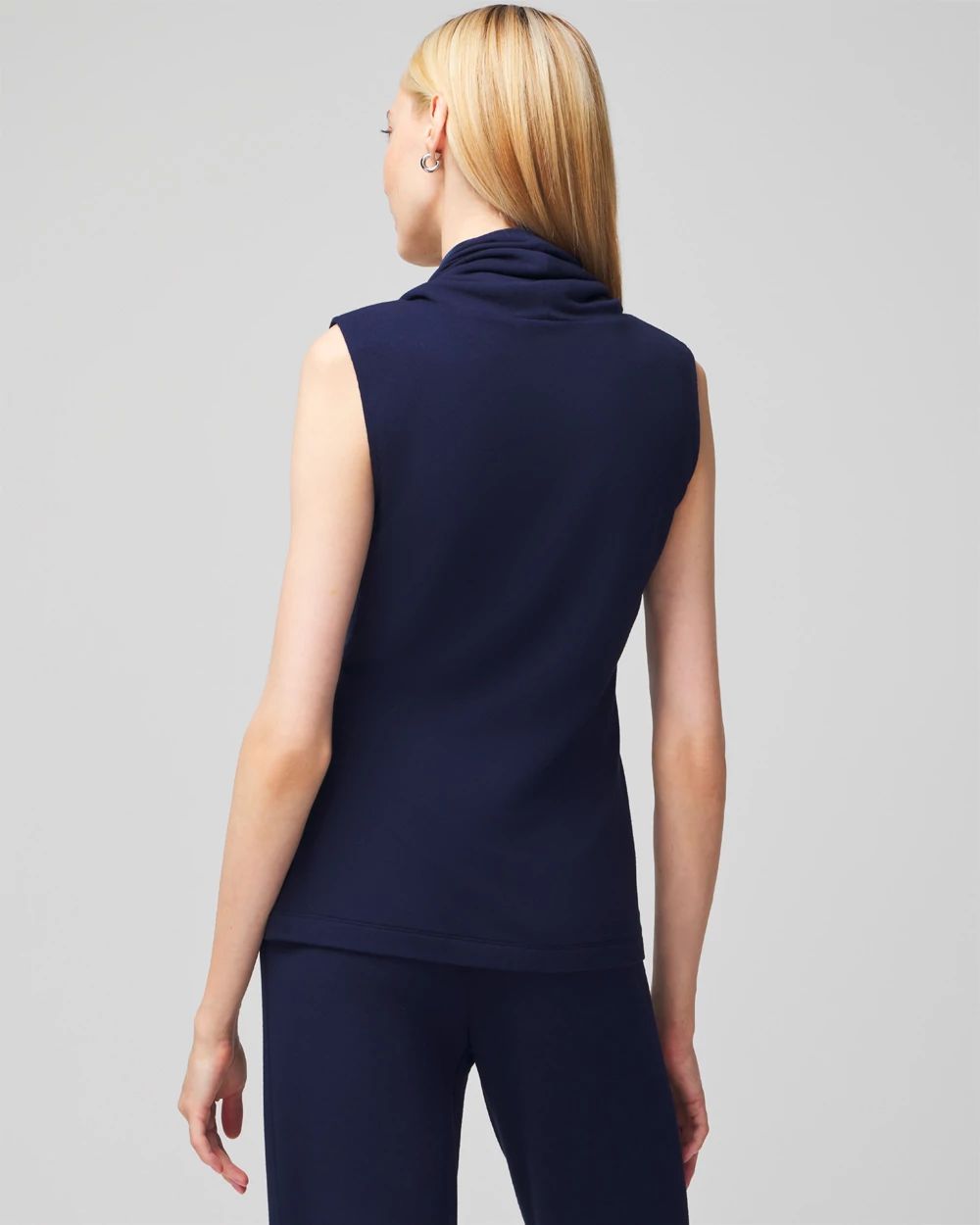 The Passporter™️ Sleeveless Top