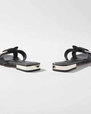 Knotted Flat