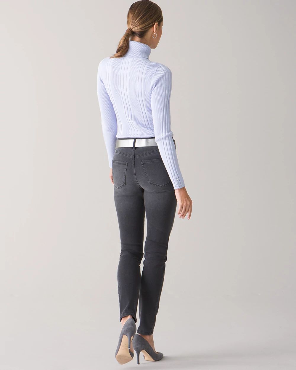 Curvy-Fit Mid-Rise Floral Embroidered Skinny Jeans
