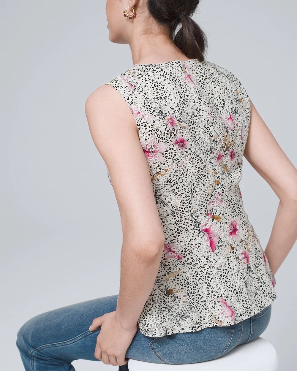 V-neck Sleeveless Peplum Tank