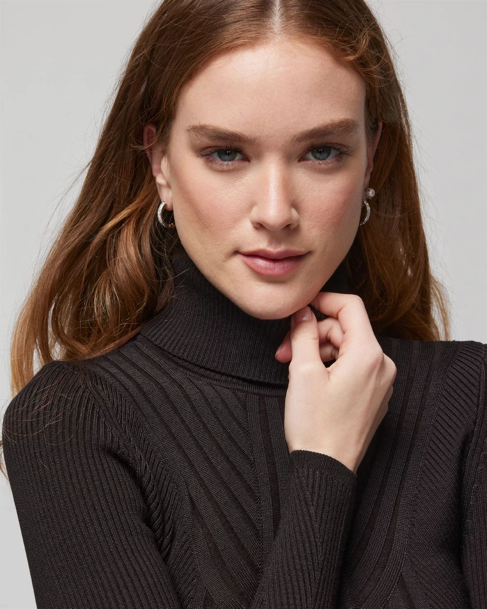 Long-Sleeve Ribbed Turtleneck