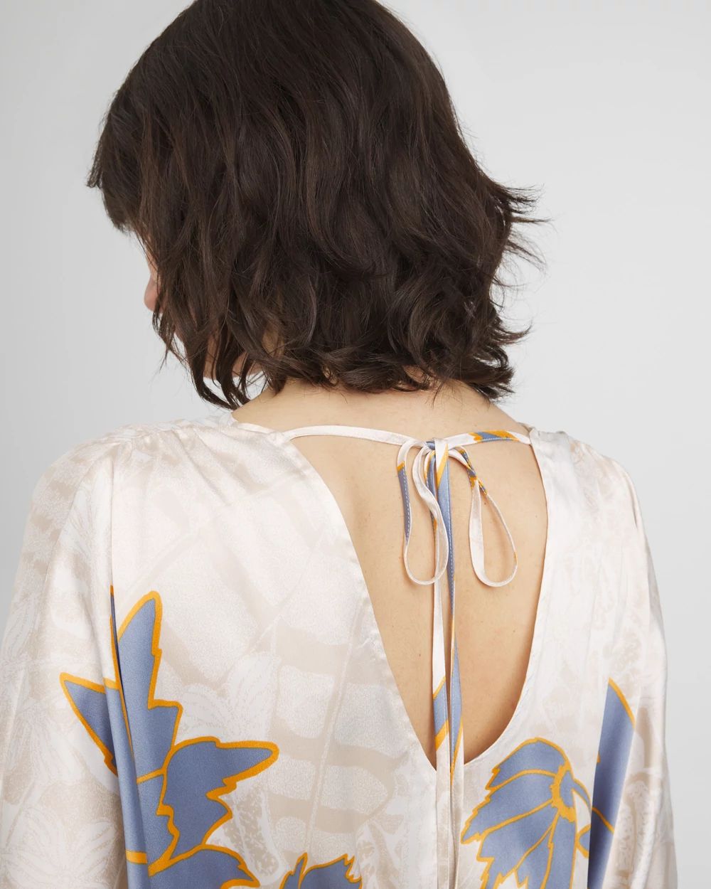 3/4 Sleeve Smocked Waist Kimono click to view larger image.
