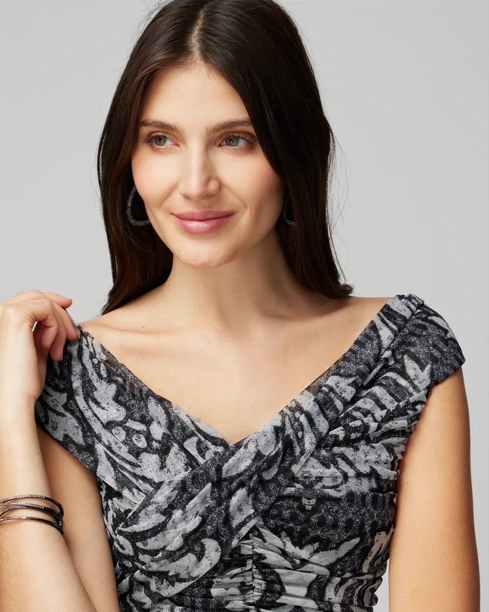 Petite Off The Shoulder Ruched Mesh Sheath Dress