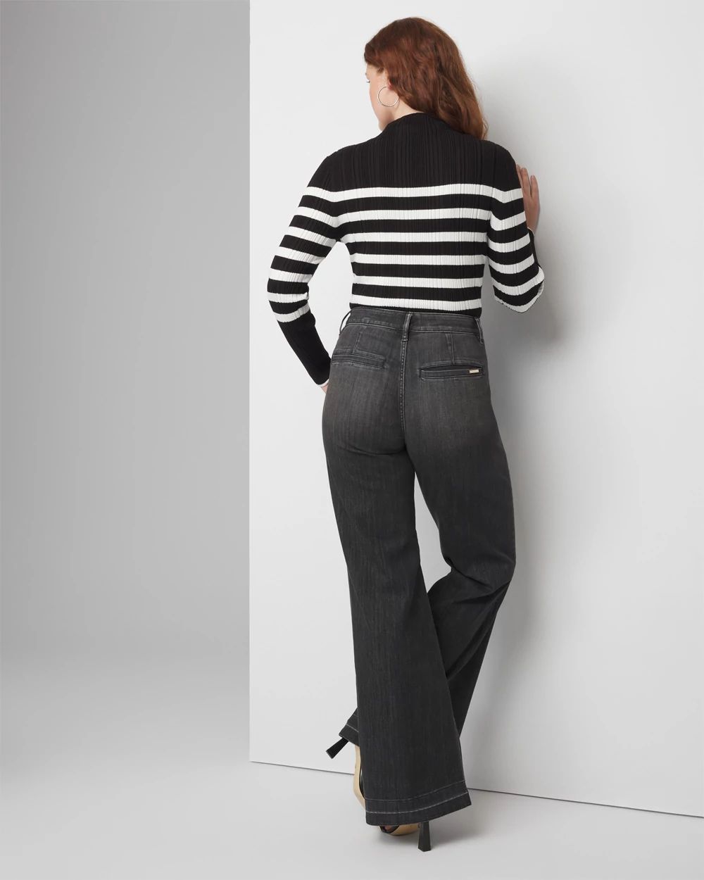 Curvy Extra High-Rise Wide Leg Jean
