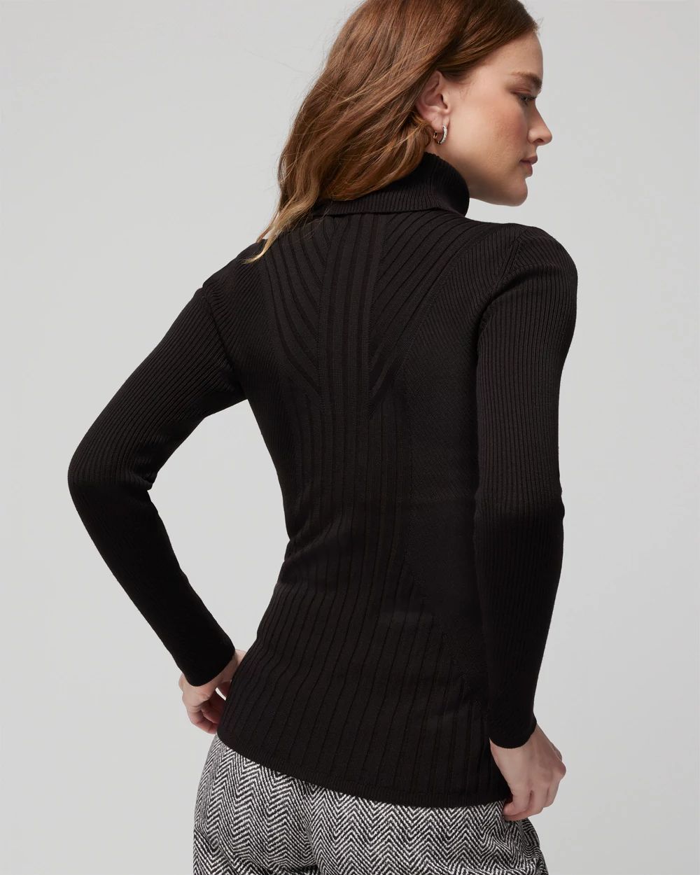 Long-Sleeve Ribbed Turtleneck