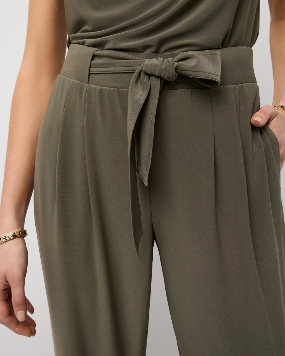 Petite Jersey-Knit Tapered Ankle Pant