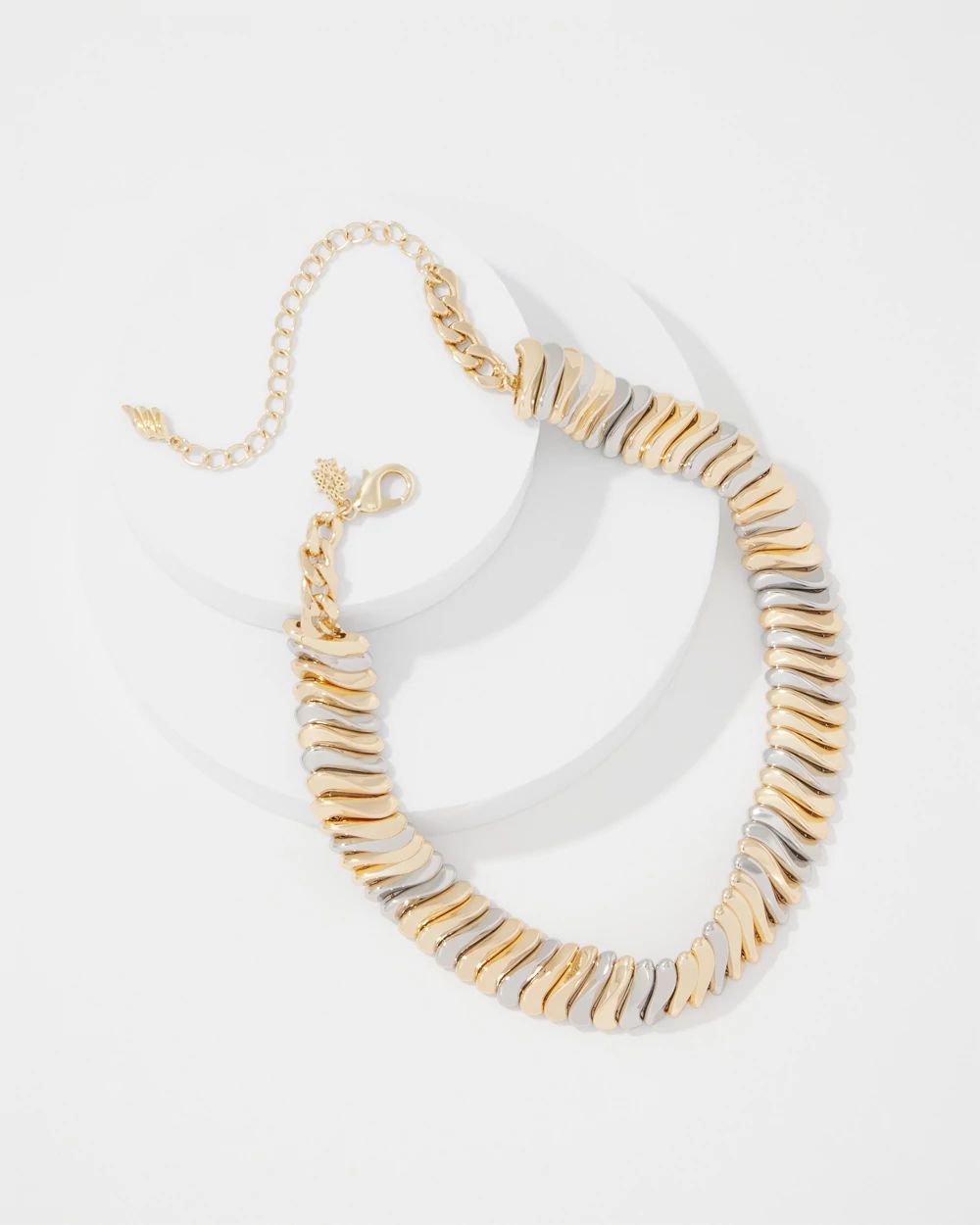 Sculptural Wave Short Necklace