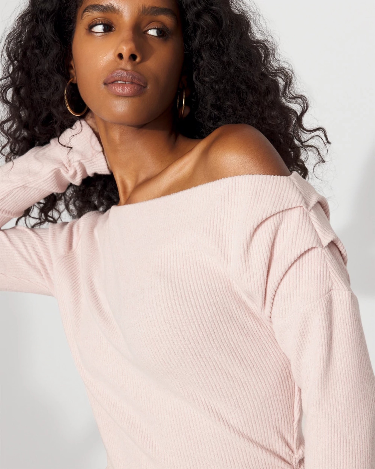 White House Black Market Off-the-shoulder Ribbed Snit Top