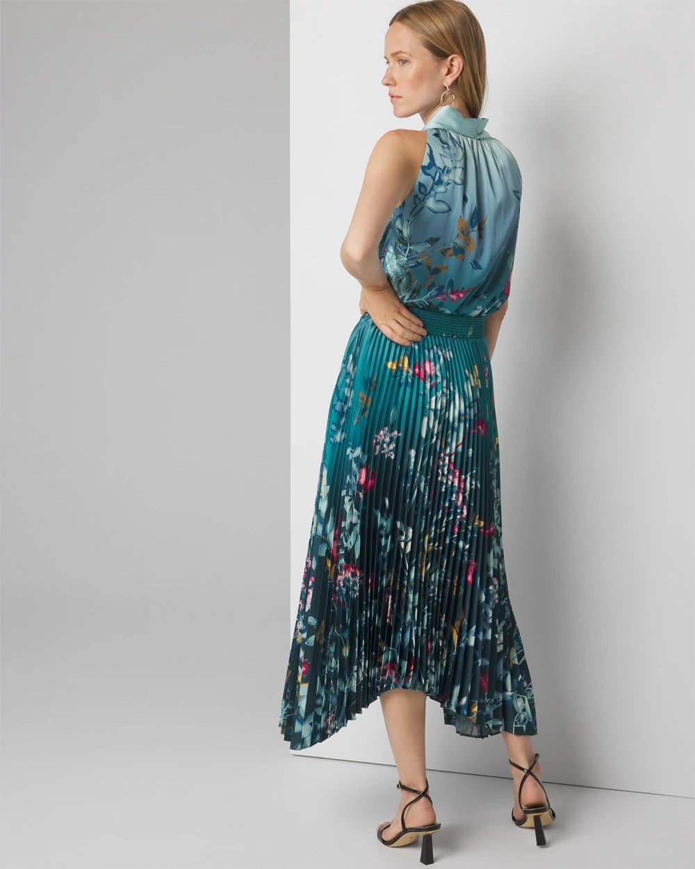 Petite Sleeveless Shawl Neck Pleated Midi Dress