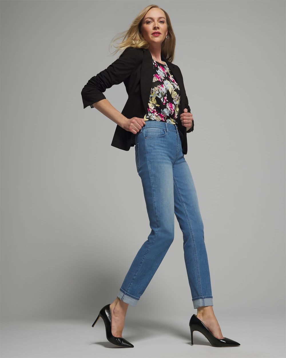 Outlet WHBM Mid-Rise Girlfriend Jean