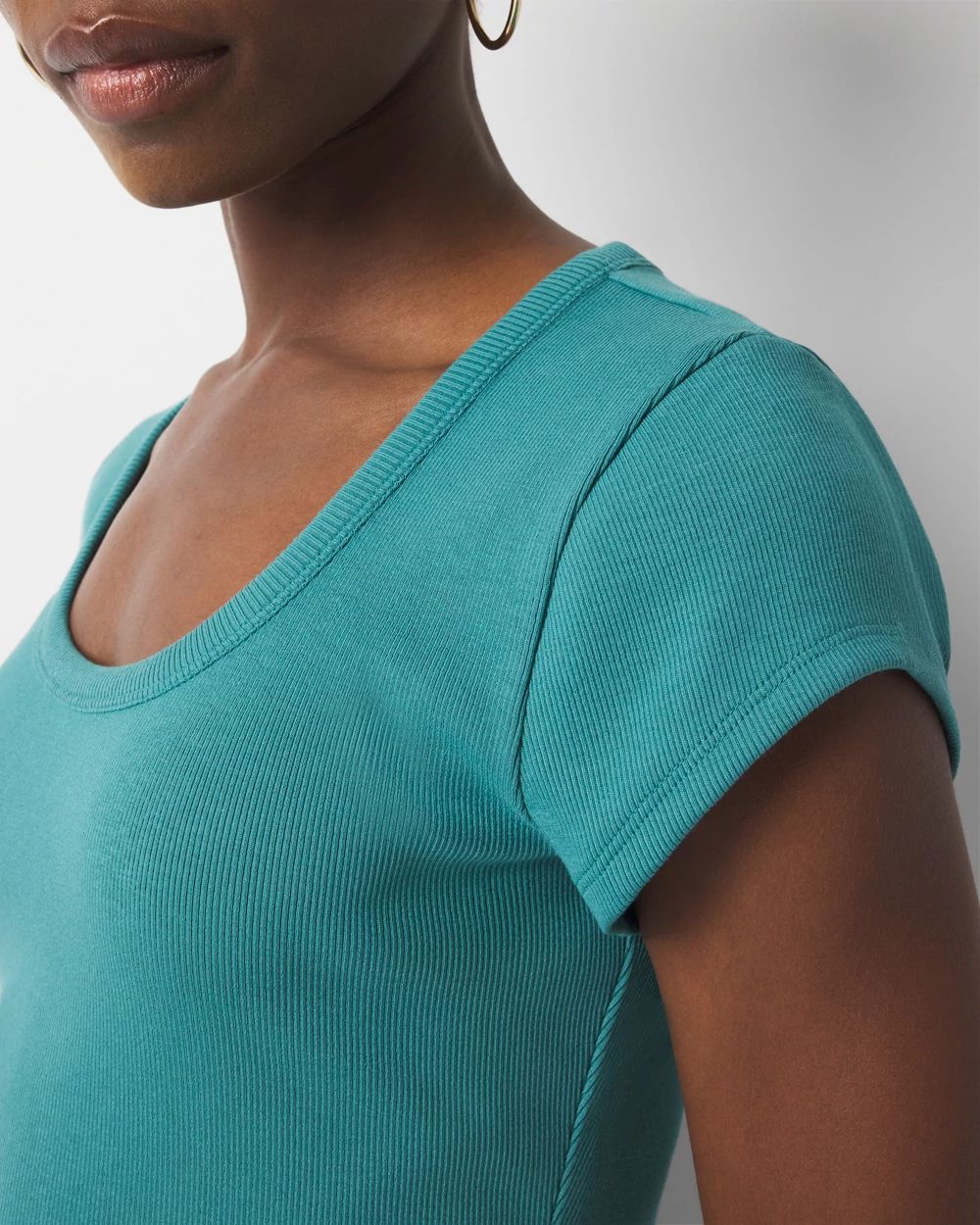 WHBMFORME™ Ribbed Stretch Scoop Neck Tee