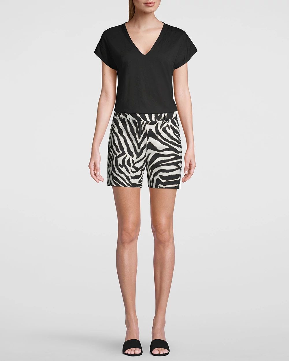 Smooth Stretch Tropical-Print Mid-Rise 5-Inch Shorts