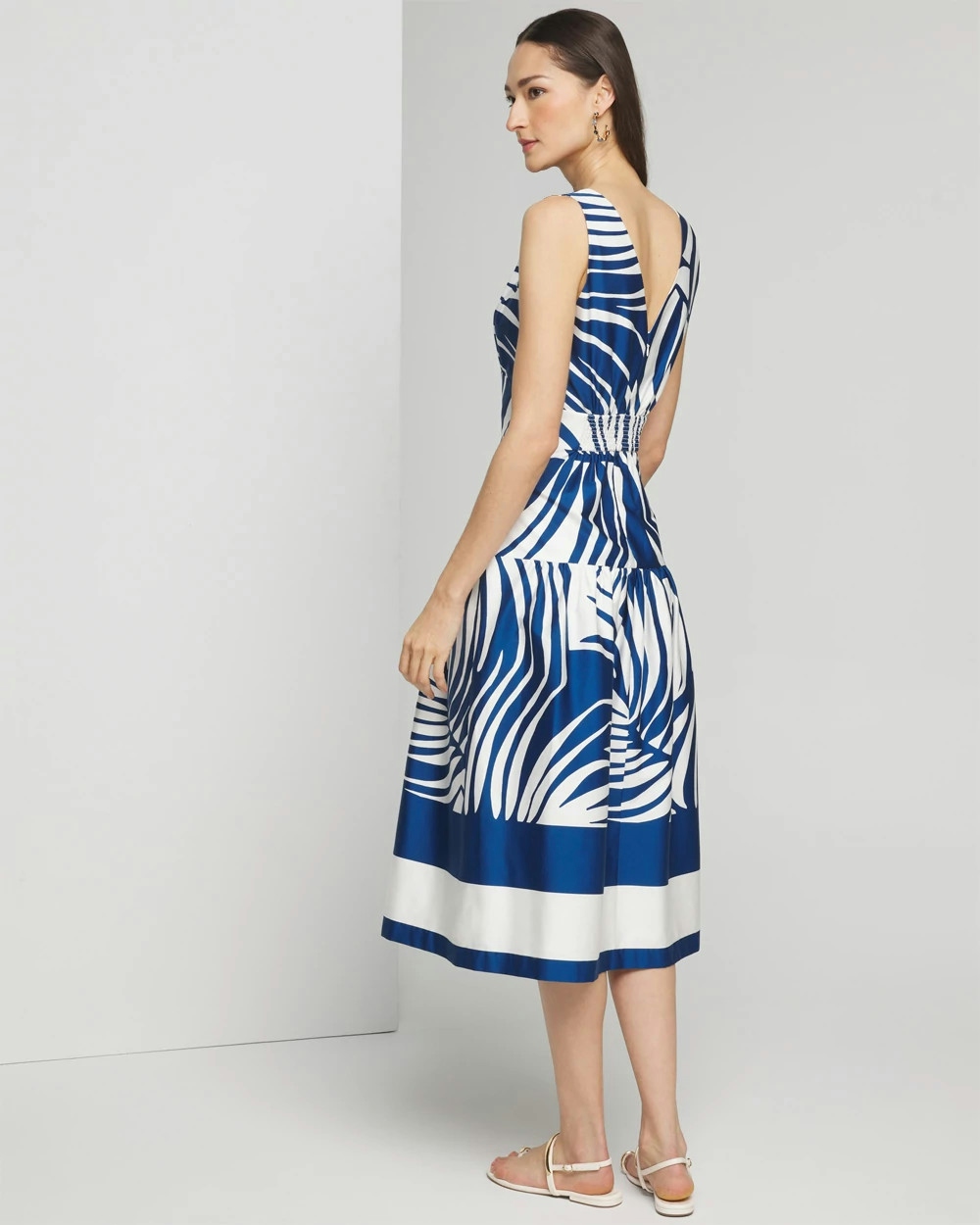 Shop White House Black Market Sleeveless V-neck Sateen Midi Dress In Palm Xl Brd Endless Blu