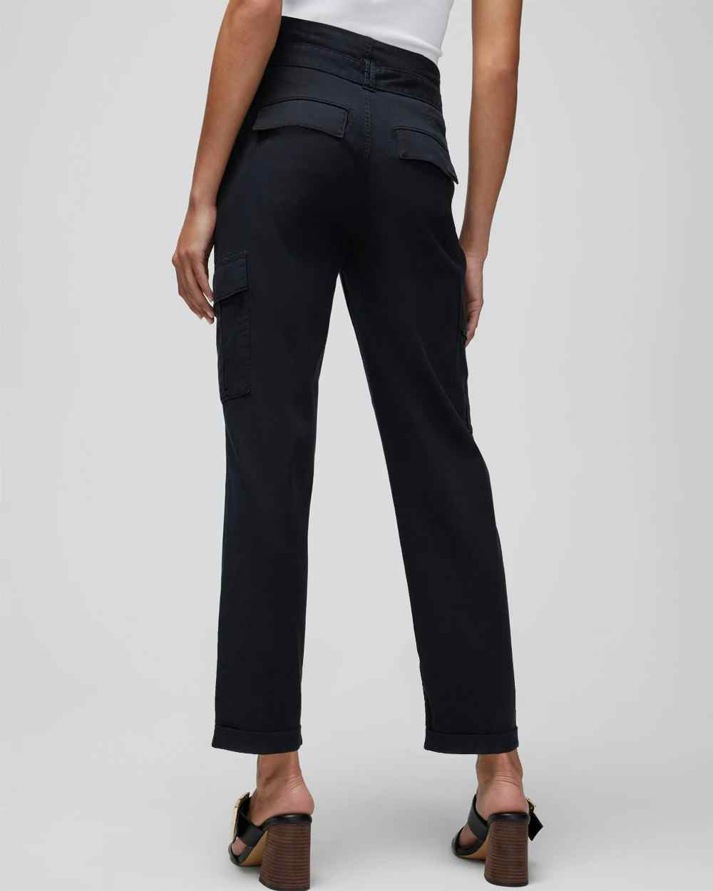 Extra High-Rise Relaxed Tapered Ankle Pant | White House Black Market
