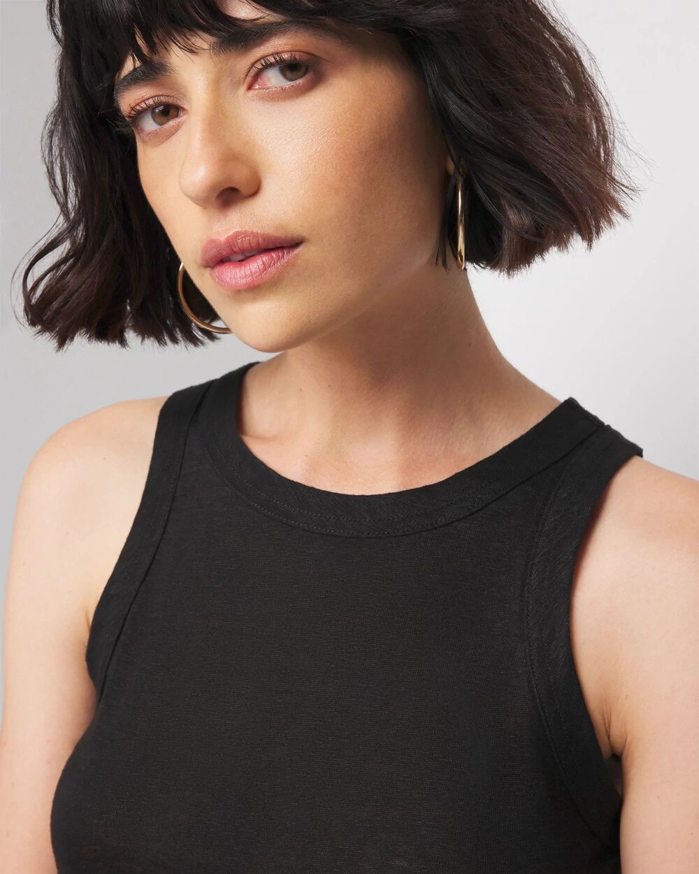 White House Black Market Linen Crewneck Tank In Black