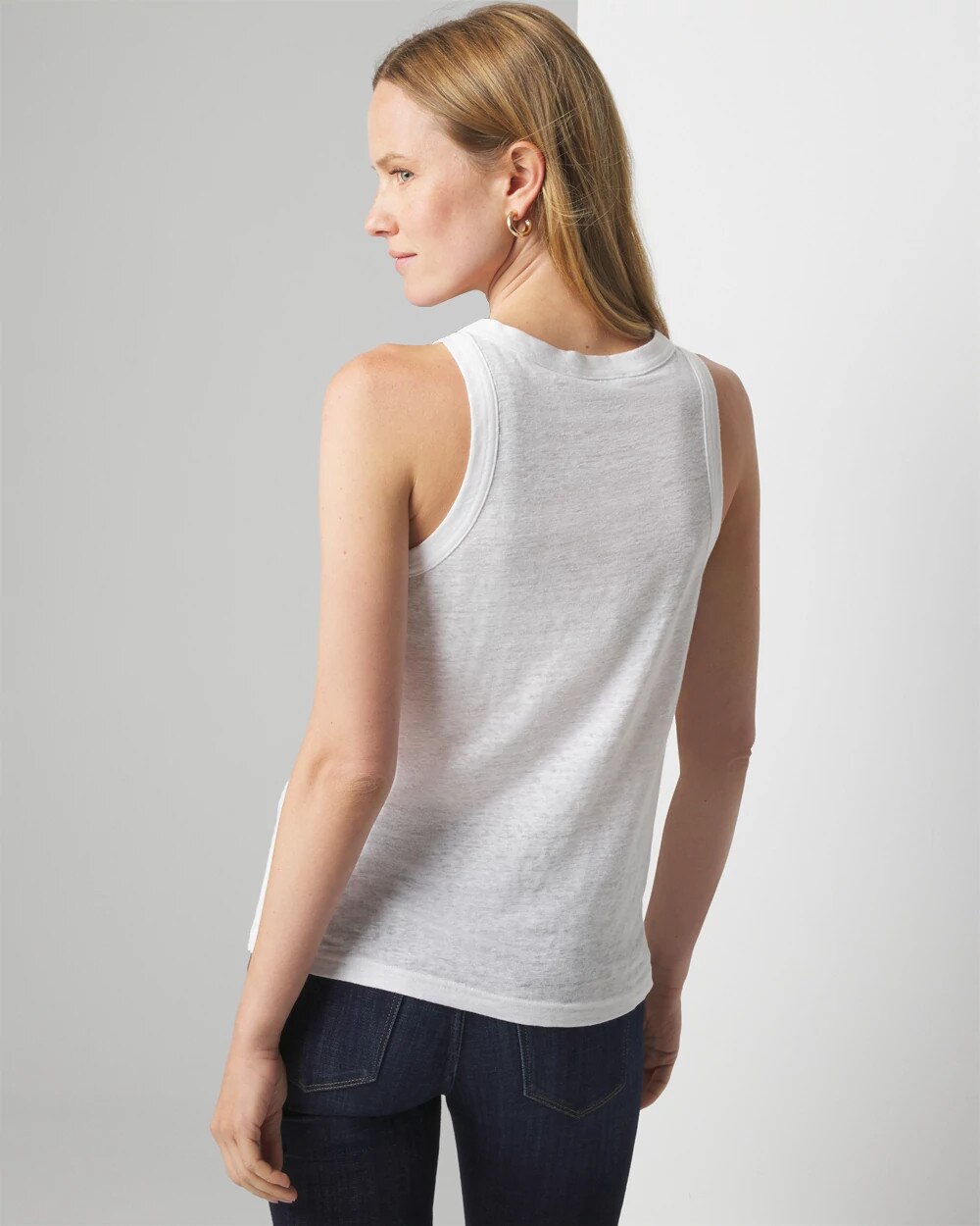 White House Black Market Linen Crewneck Tank In White